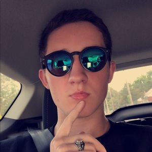 Meet your Posher, Brandon